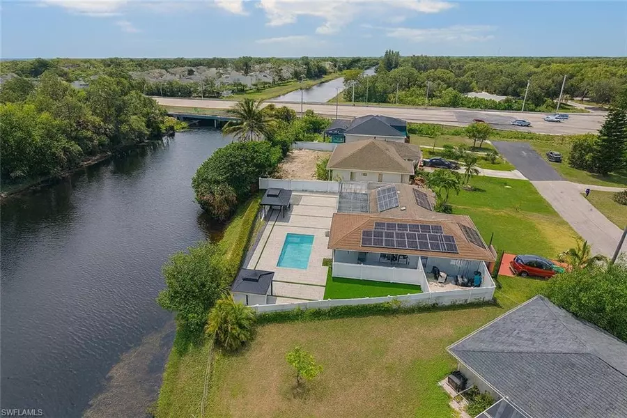 5556 32nd AVE SW, Naples, FL 34116