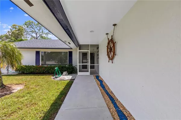 Naples, FL 34112,3055 Round Table CT
