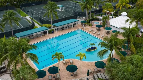 Naples, FL 34110,1360 Sweetwater CV #104