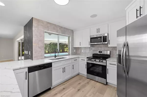 Fort Myers, FL 33919,6779 Overlook DR