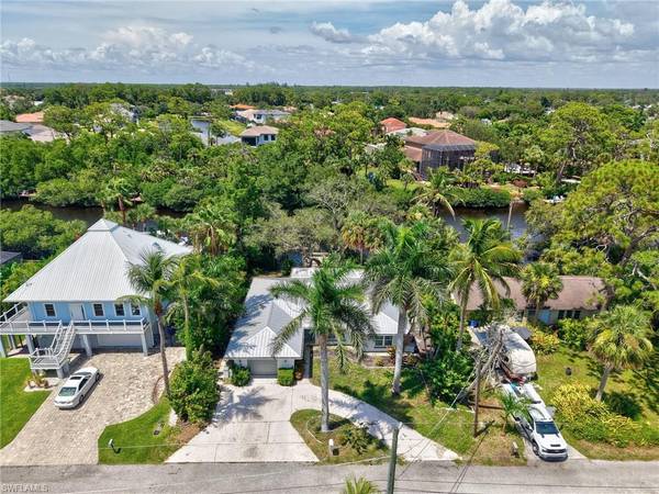 9964 Puopolo LN, Bonita Springs, FL 34135