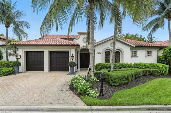 2892 Tiburon BLVD E, Naples, FL 34109