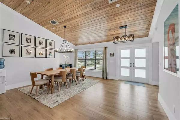 Marco Island, FL 34145,157 Snowberry CT