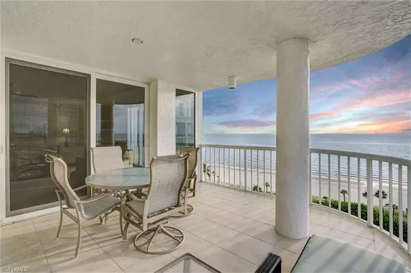 Naples, FL 34103,20 Seagate DR #803