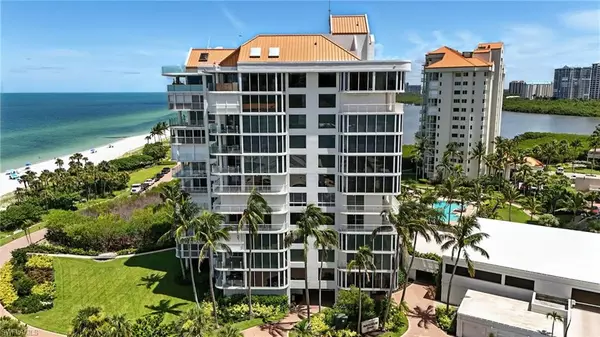 Naples, FL 34103,20 Seagate DR #803