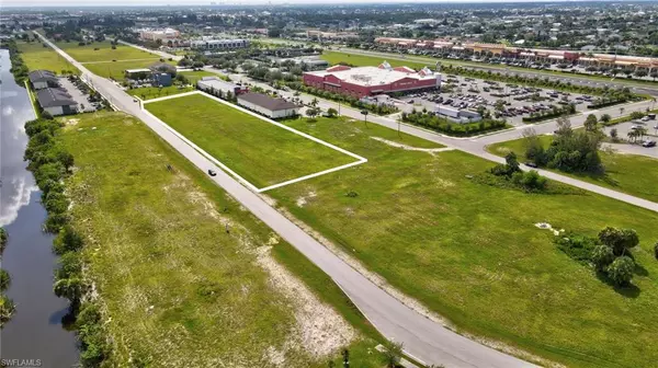 Cape Coral, FL 33991,1434 SW 4TH TER