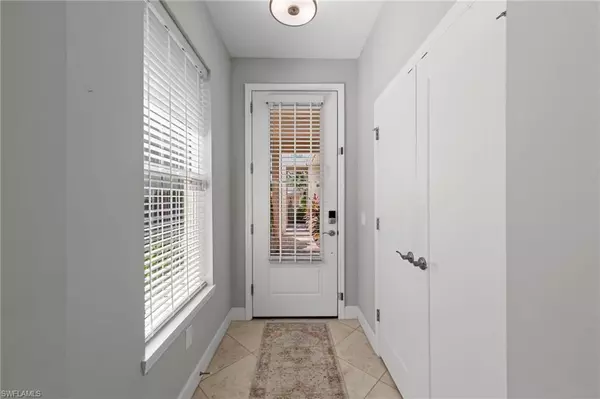Naples, FL 34114,14151 Nautica CT