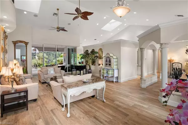 Naples, FL 34103,649 Bow Line DR