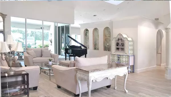 Naples, FL 34103,649 Bow Line DR