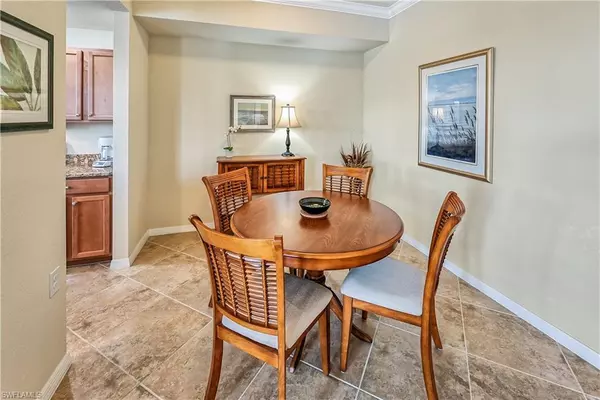 Naples, FL 34113,9735 Acqua CT #622