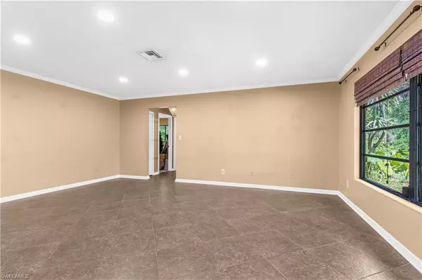 Naples, FL 34117,3360 11th AVE SW