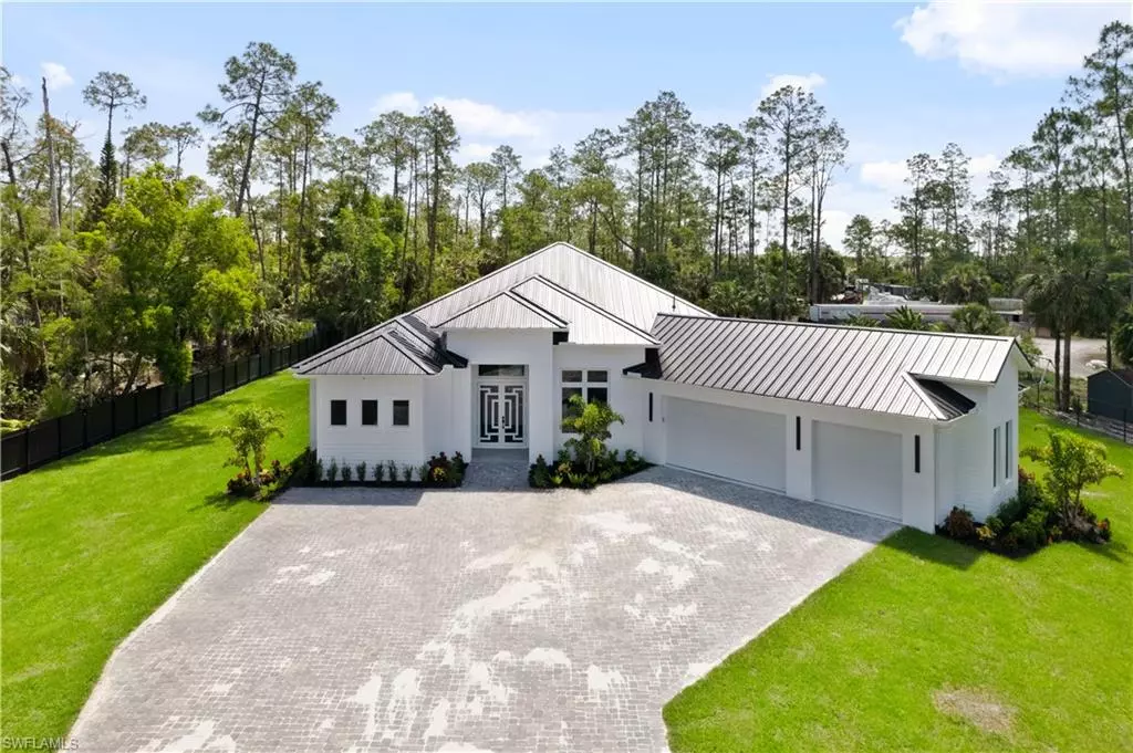 Naples, FL 34117,2144 17th ST SW