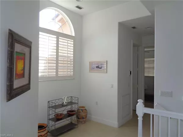 Naples, FL 34119,709 Regency Reserve CIR #6003