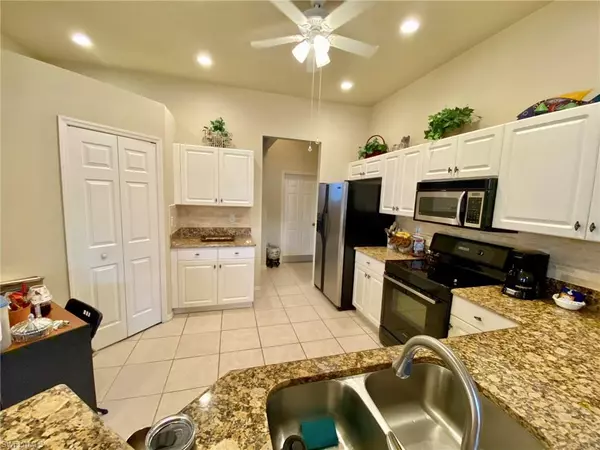 Naples, FL 34120,3419 Allegheny CT