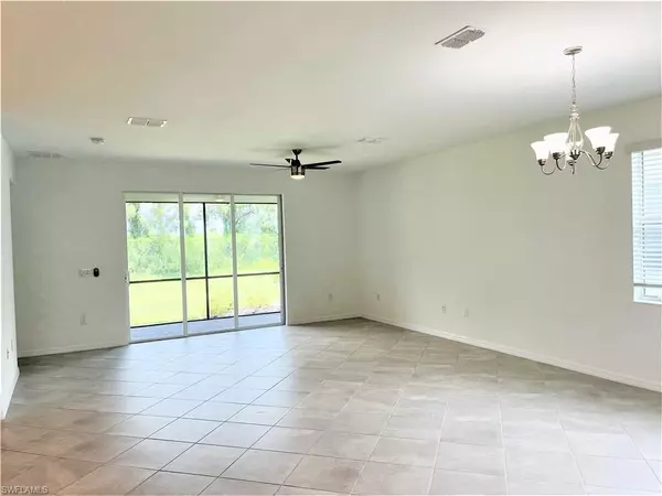 Naples, FL 34120,2611 Scarlet WAY