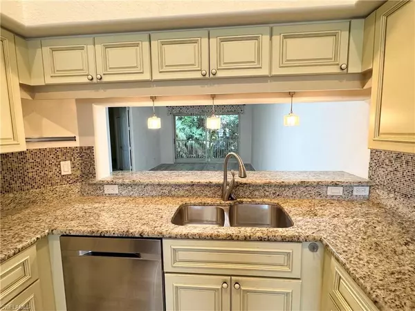 Naples, FL 34110,1225 Sarah Jean CIR #201
