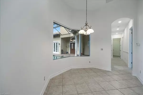 Estero, FL 33928,20001 Oak Fairways CT