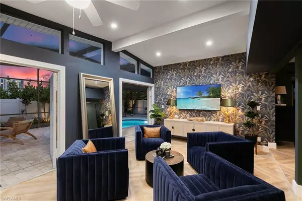 Naples, FL 34104,2060 Estey AVE