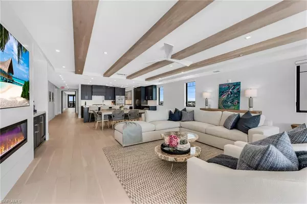 Fort Myers Beach, FL 33931,6230 Estero BLVD #102