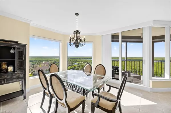 1060 Borghese LN #702, Naples, FL 34114