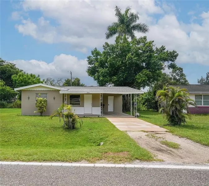 12613 5th ST, Fort Myers, FL 33905