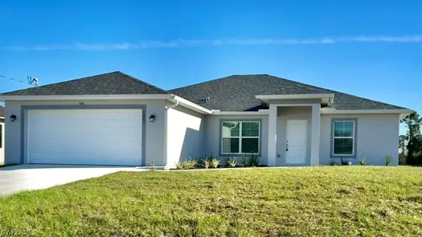 2808 31st ST W, Lehigh Acres, FL 33971