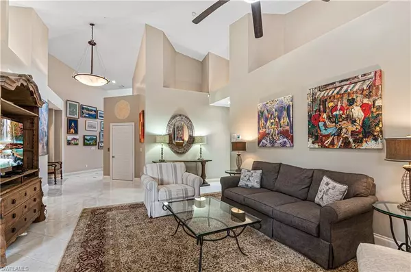 191 Colonade CIR, Naples, FL 34103