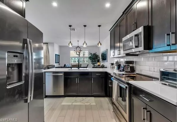 Naples, FL 34119,7580 Carnegie WAY