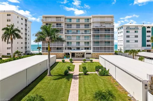 Naples, FL 34102,1977 GULF SHORE BLVD N #503