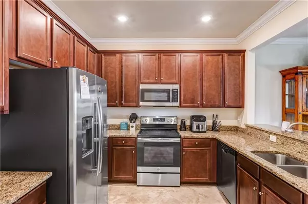 Fort Myers, FL 33966,10193 Via Colomba CIR