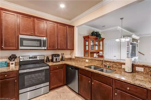 Fort Myers, FL 33966,10193 Via Colomba CIR