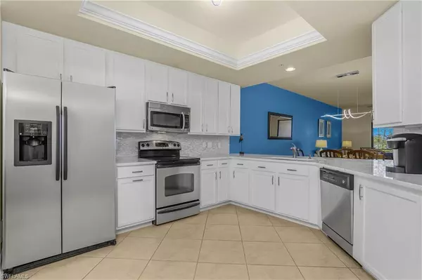 Naples, FL 34120,10020 Siesta Bay DR #9016