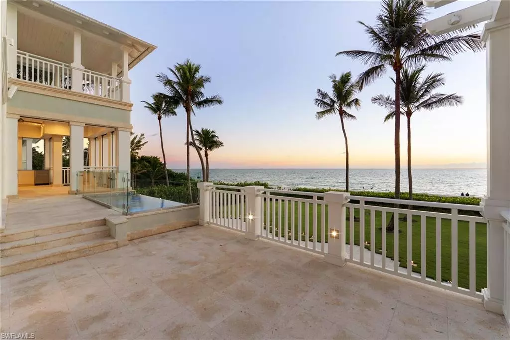 Naples, FL 34102,1270 Gulf Shore BLVD S