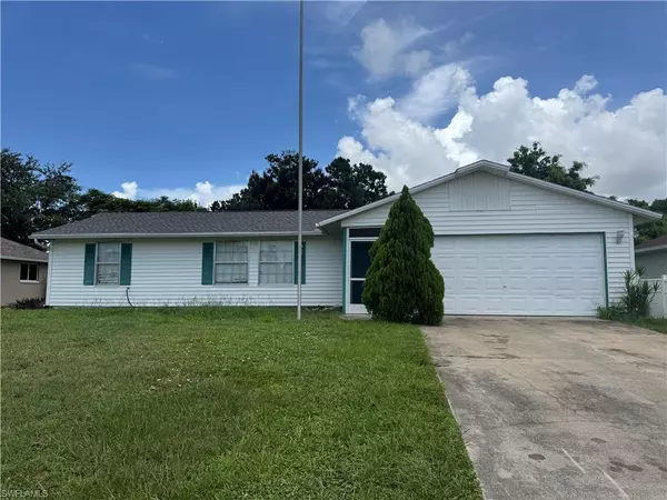 8077 Anhinga RD, Fort Myers, FL 33967