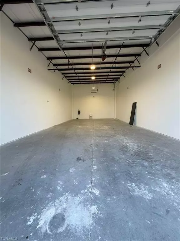 Fort Myers, FL 33913,16710 Cave CV #101