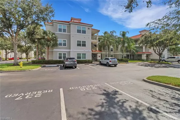 Estero, FL 34134,23600 Walden Center DR #304