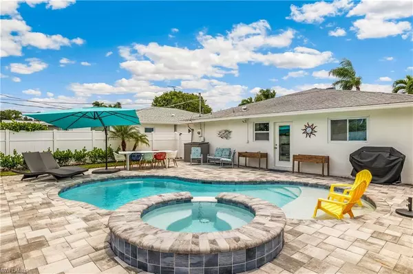 791 94th AVE N, Naples, FL 34108