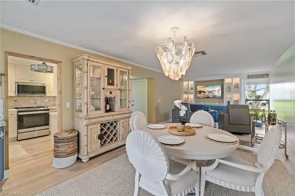Naples, FL 34112,3327 Boca Ciega DR #D14