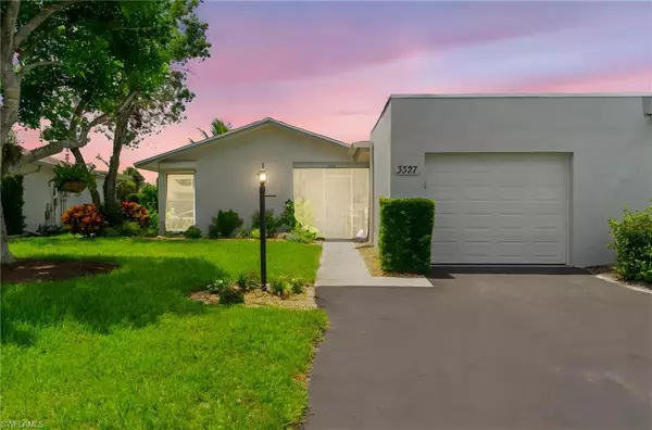 Naples, FL 34112,3327 Boca Ciega DR #D14