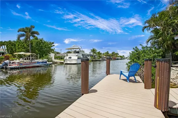 Naples, FL 34102,1600 Curlew AVE