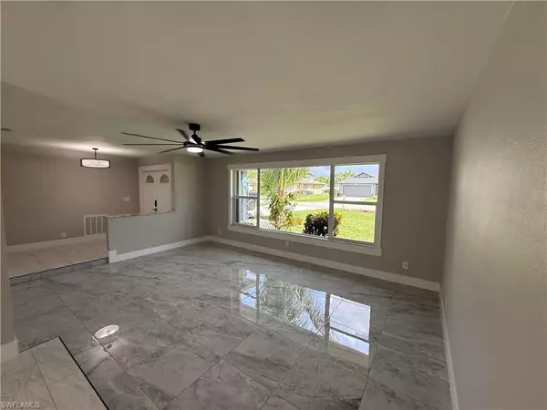 Cape Coral, FL 33990,2122 SE 13th TER