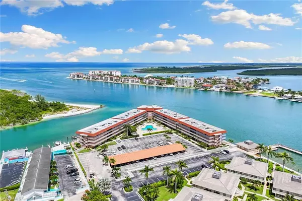 Marco Island, FL 34145,1200 Edington PL #A404