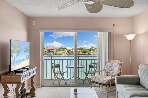 Marco Island, FL 34145,1200 Edington PL #A404