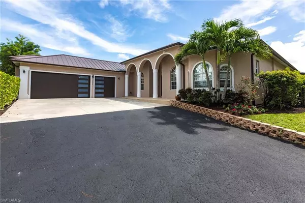 Naples, FL 34120,3223 4th AVE NE
