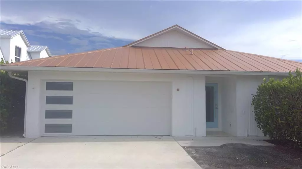 772 100th AVE N, Naples, FL 34108