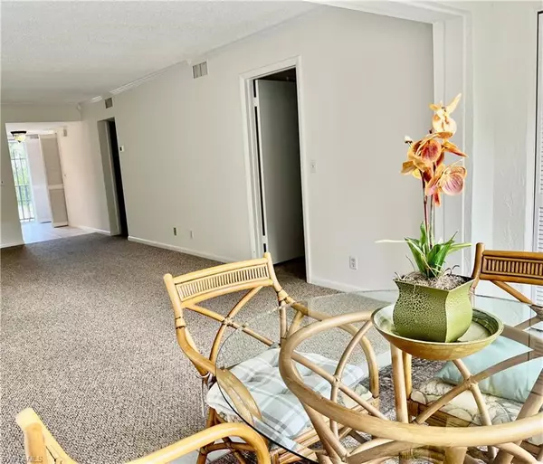 Naples, FL 34103,3030 Binnacle DR #209