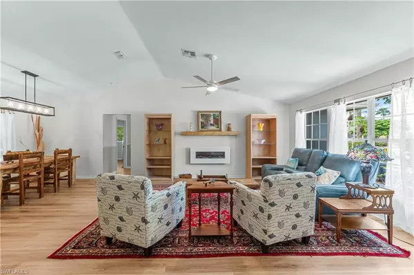 Bonita Springs, FL 34135,27151 Richview CT