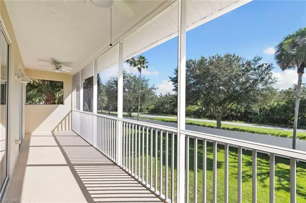 Naples, FL 34114,25050 Peacock LN #201