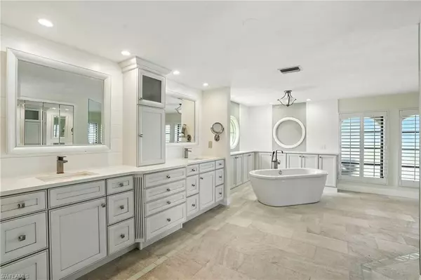 Cape Coral, FL 33904,1911 SE 44th ST