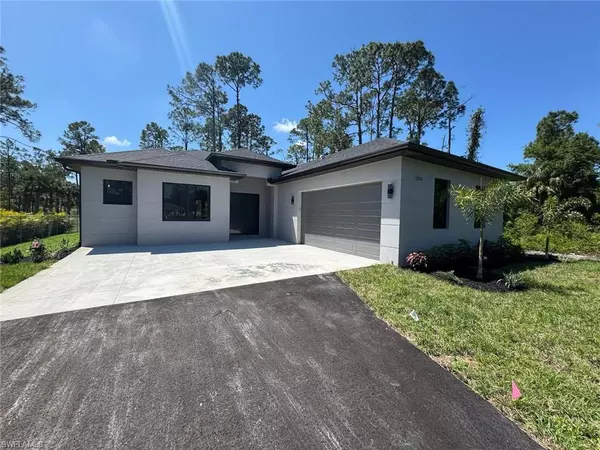Naples, FL 34117,3436 Golden Gate Blvd E